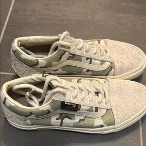Vans Camouflage Sneakers 7.5